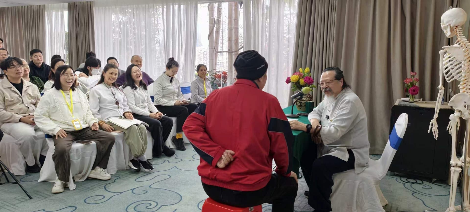 毛泰之教授授课